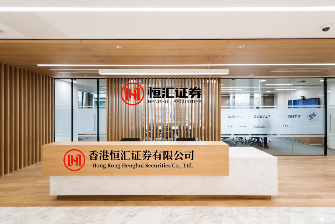 威贤配资 AI出现多个“S型曲线”机遇 基金经理看好两大方向